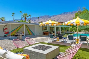 Outdoor dining - Belding Bliss (Palm Springs)