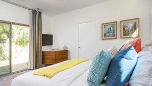 House, 2 Bedrooms | 2 bedrooms, individually decorated, individually furnished - Good Morning Sunshine (Palm Springs)
