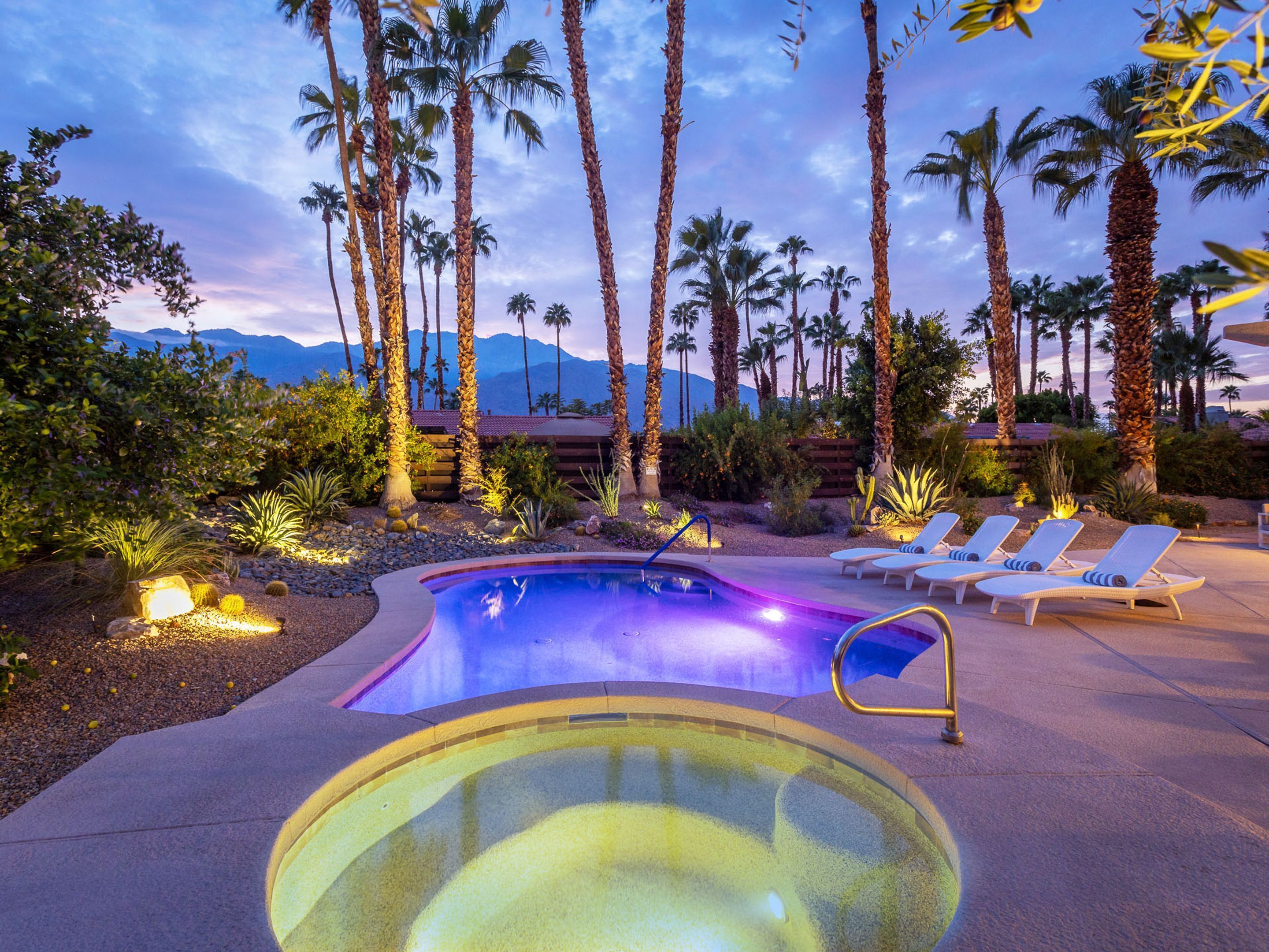 House, Multiple Beds (Modern Loma Vista) | Pool