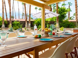 Casa, varias camas (Modern Loma Vista) | Balcón