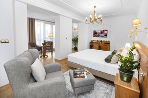 Chambre Double ou avec lits jumeaux (with Orangery) | Coin séjour