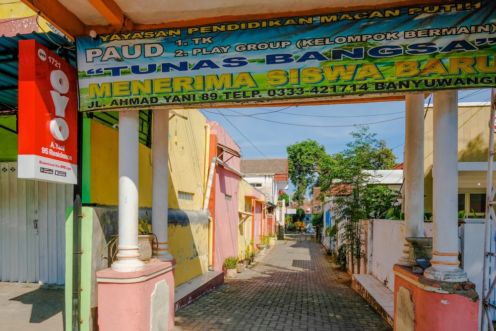 OYO 1721 A. Yani 95 Residence image