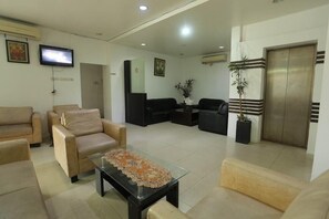 Interior - OYO 1724 Hotel Sembilan Sembilan (Banjarmasin)