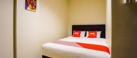 Quarto casal luxo | Wi-Fi de cortesia, roupa de cama