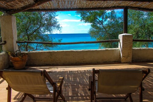 Villa Giuliana - Rare Beachfront Villa - Direct private access to sandy beach