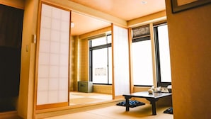 4名用和室 (バス· トイレ付) No.5 禁煙