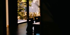 Desk, free WiFi, bed sheets - Waseido Zen (Kobe)