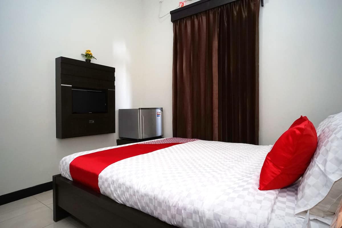 standard double room | free wifi, bed sheets