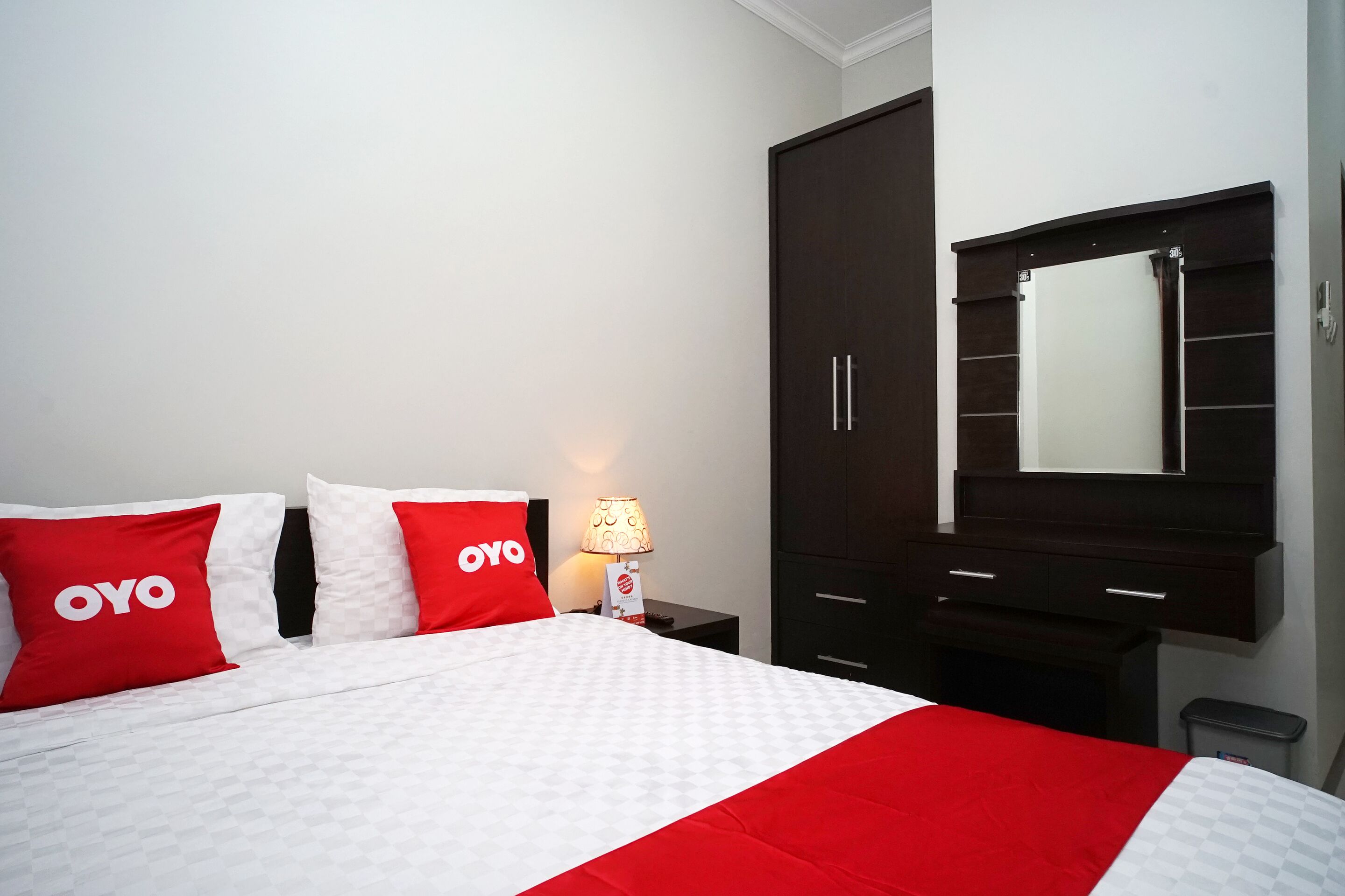standard double room | free wifi, bed sheets