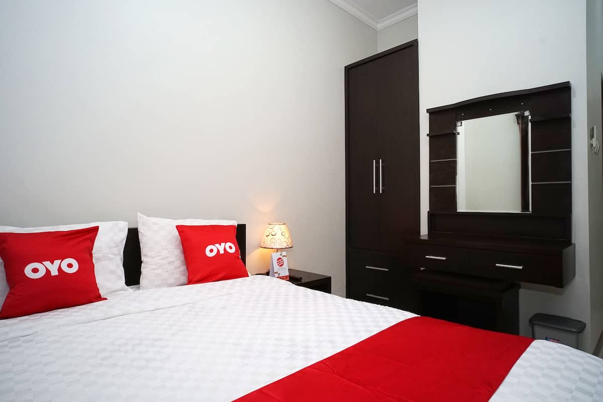 standard double room | free wifi, bed sheets