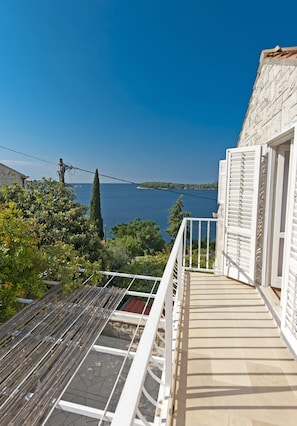 Villa | Balcony view