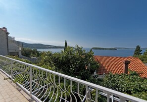 Villa | Balcony view