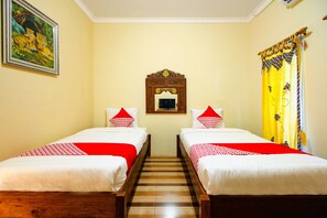 标准双床房 | 免费 WiFi、床单