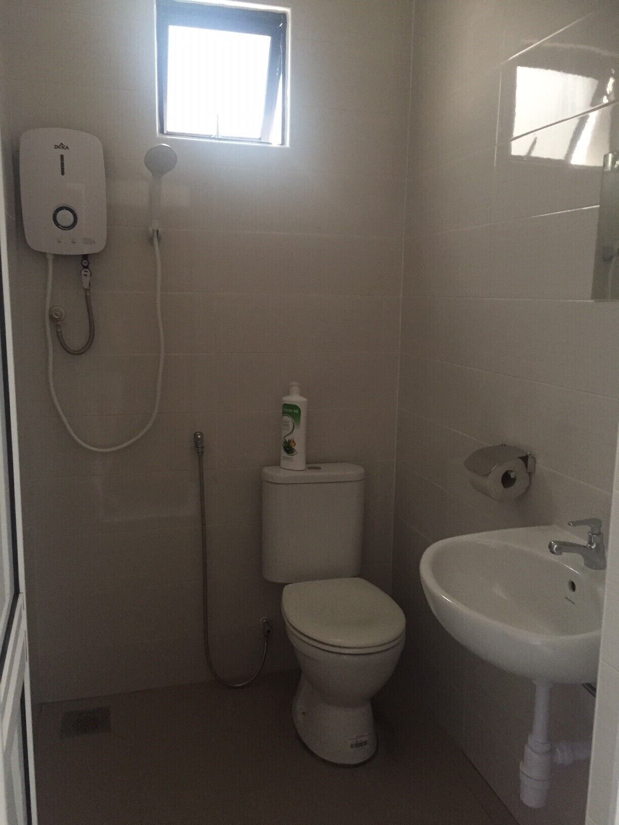 Bathroom shower