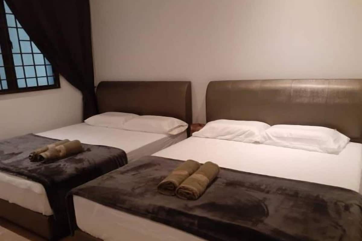 Blackout curtains, free WiFi, bed sheets