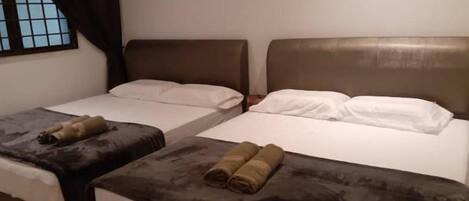 Blackout curtains, free WiFi, bed sheets