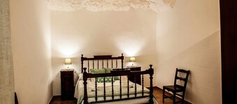 Cave House El Molino