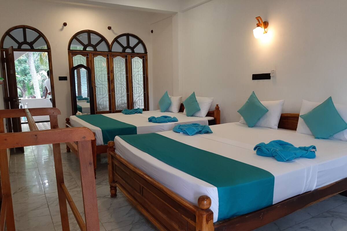 Standard Shared Dormitory | Premium bedding, down comforters, Select Comfort beds, in-room safe