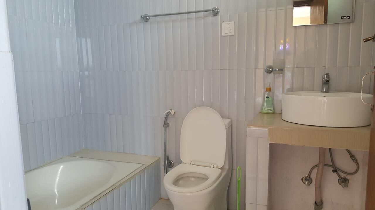 Bathroom | Shower, towels
