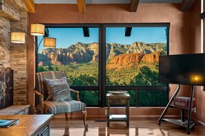 Interior - Amazing Views!! Great for Entertaining! Beautiful Home! - Caballo - S027 (Sedona)