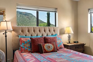 2 bedrooms, iron/ironing board, free WiFi, bed sheets - Stylish Canyon Mesa Town Home, Contemporary Golfers Dream! Copper - S099 (Sedona)