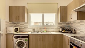 Penthouse, 2 Bedrooms | Private kitchen - Oceania Bay Village (Pyla)