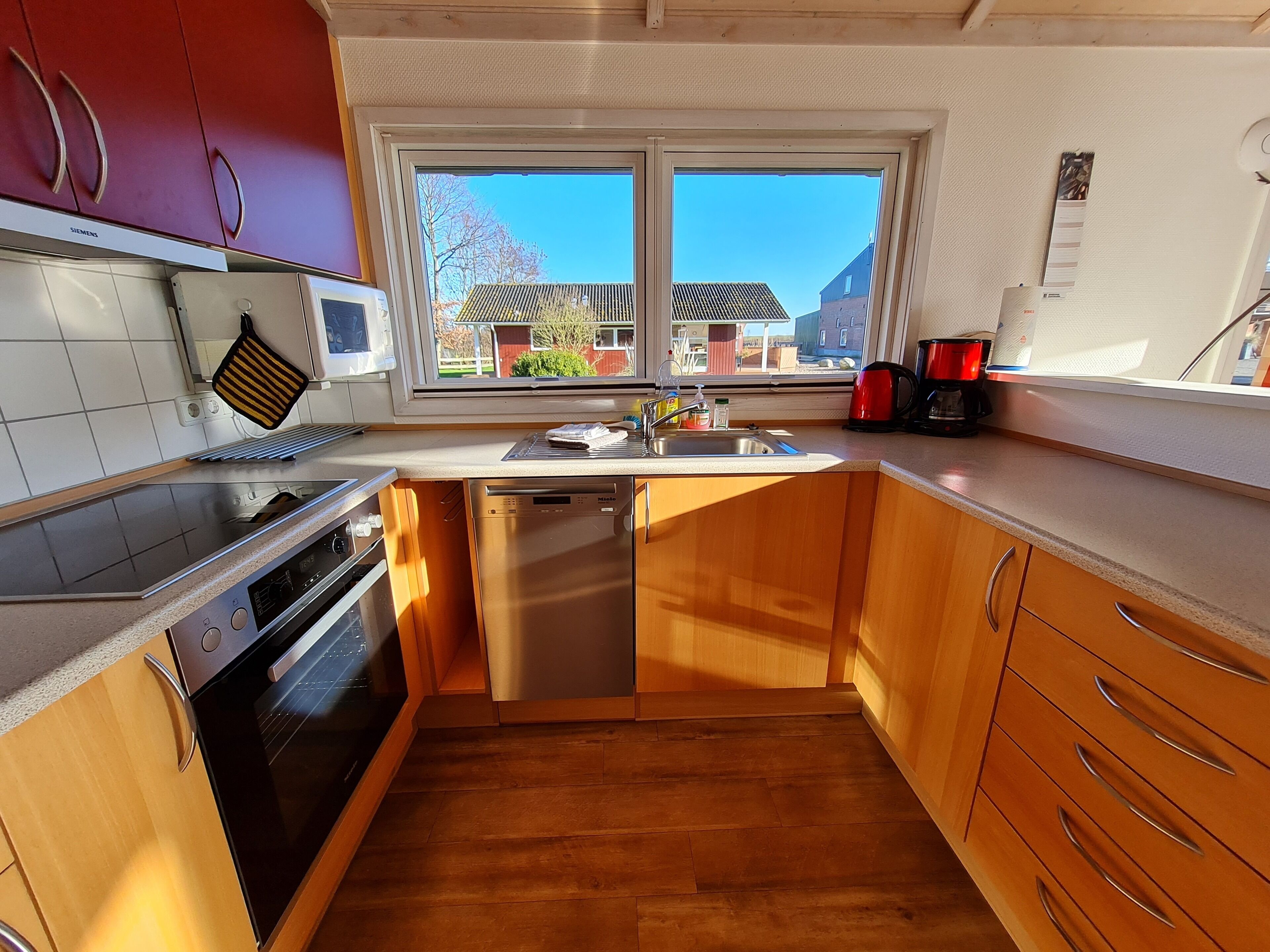 House (Linde) | Private kitchen | Fridge, microwave, oven, stovetop