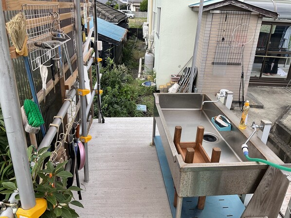 ด้านหน้าที่พัก