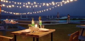 Beach bar - Carinae Danang Hotel (Da Nang)