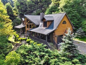 Exterior - Views, Jet Tub, PRIVACY, Kids Playhouse, Easy Access, Hi-Speed Wifi! (Waynesville)