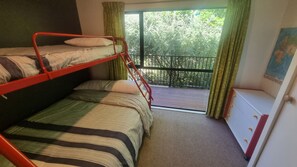 House, 3 Bedrooms | 3 bedrooms, iron/ironing board, bed sheets