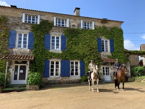 Pet-friendly - Le domaine de Maumont (Milhac-de-Nontron)