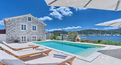 Villa Blue Bay - beachfront villa with a pool for 10 guest on island Ugljan by MyWaycation