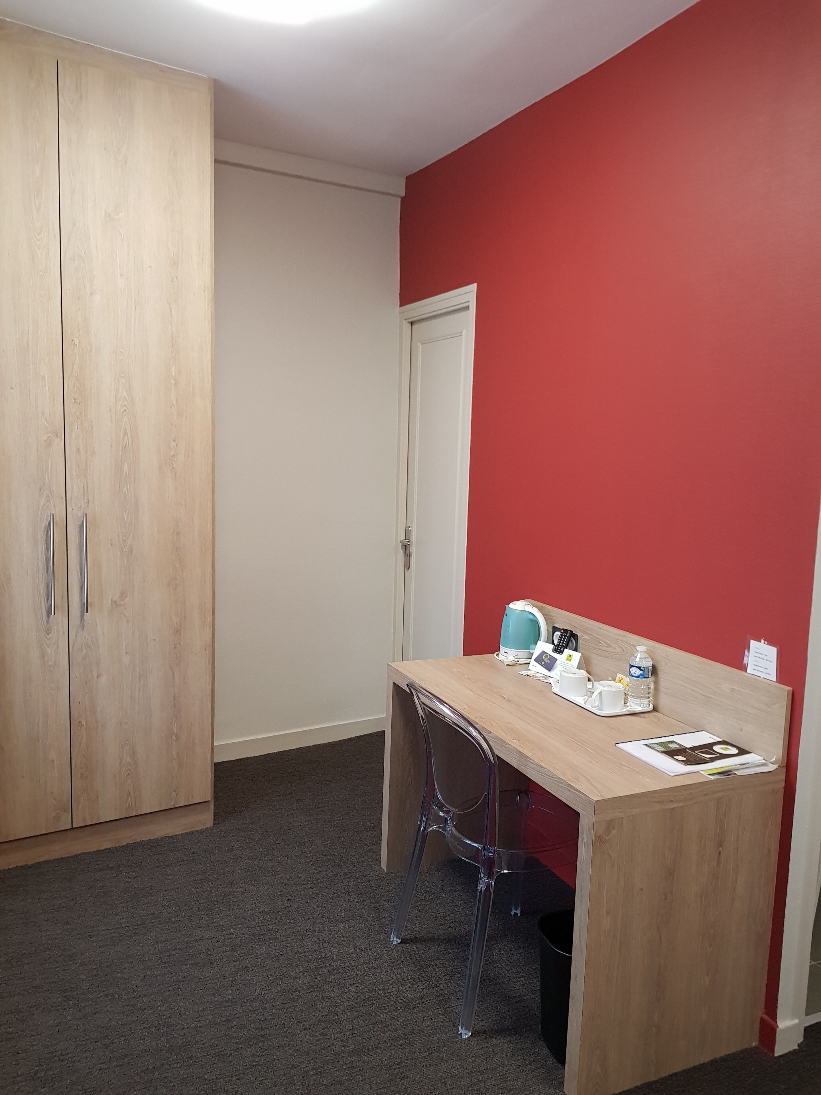 standard double room | desk, laptop workspace, blackout curtains, soundproofing