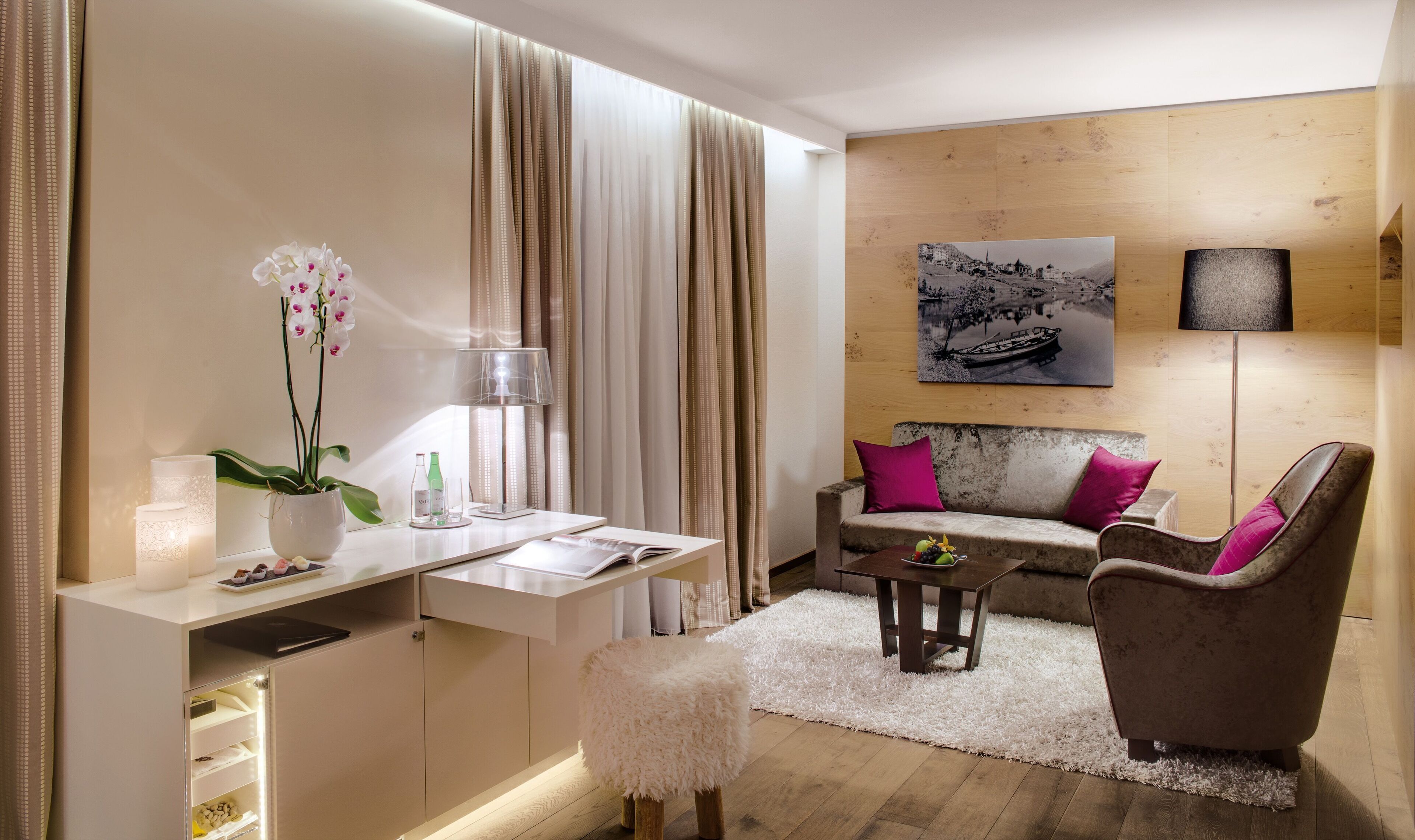 junior suite | living area | 32-inch flat-screen tv with digital channels, tv, dvd player