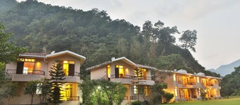 Corbett River Creek Resort And Spa