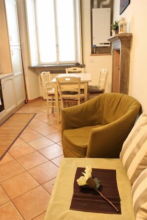 Appartement Ville, 1 chambre | Aire de séjour | Téléviseur à écran plat
