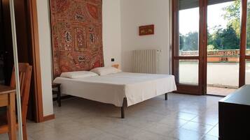 Appartamento Classic, 3 camere da letto | 3 camere, copriletto in piuma, con stile personalizzato