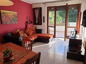 Appartement Classique, 3 chambres | Coin séjour