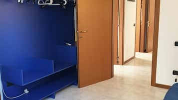 Classic Apartment, 3 Bedrooms | 3 bedrooms, down comforters, individually decorated