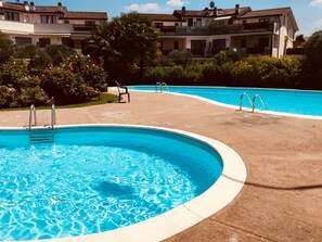 Piscina stagionale all'aperto