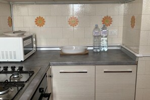 Basic Studio | Private kitchen