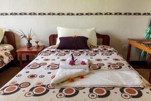 雙床房 | 摺床/加床 (收費)、床單