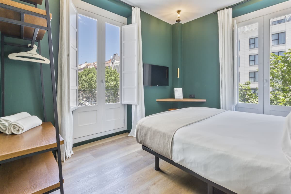 Premium Double Room | 1 bedroom, free WiFi, bed sheets