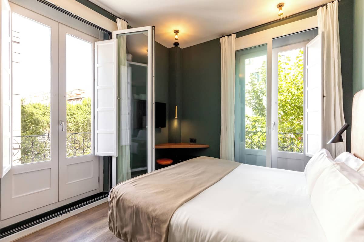 Habitación doble Premium | 1 habitación, wifi gratis y ropa de cama