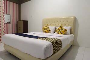 Standard Double Room - SPOT ON 1772 Hotel Penginapan Cemara Syariah (Payakumbuh)