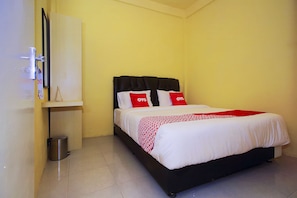 Free WiFi, bed sheets