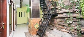 OYO 1639 Penginapan Anggrek Syariah 1