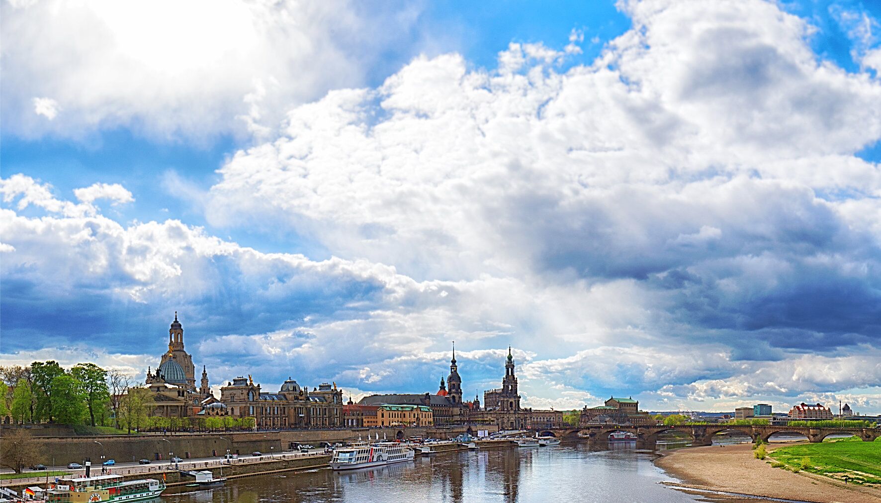 Chi tiết ngoại thất
