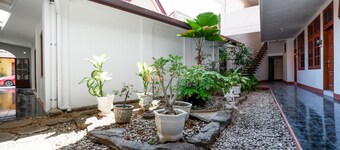 Super OYO Capital O 1644 Hotel Griya Kencana